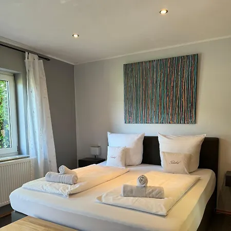 Weingut Tiliahof Bed & Breakfast Brauneberg Exterior photo