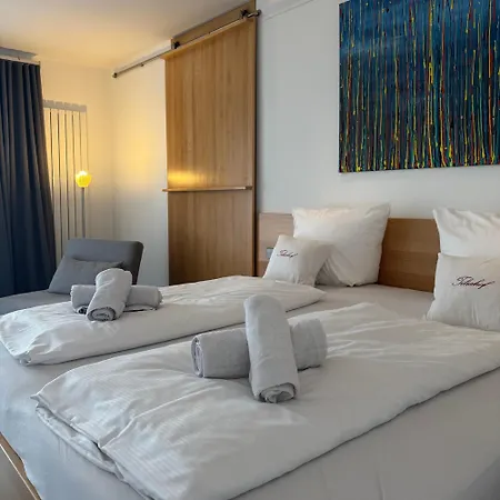 Weingut Tiliahof Bed & Breakfast Brauneberg Exterior photo